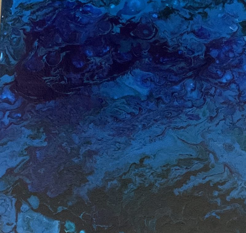 Dark blue and violet pour with fine cell work